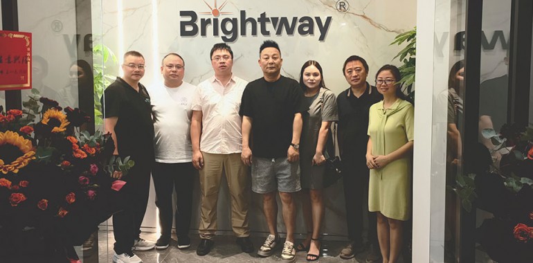 正道能源版圖再拓新篇 — 四川分公司正式揭牌運(yùn)營